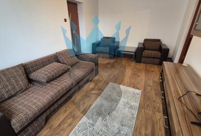 Apartament cu 3 camere semidecomandat, mobilat în Titan - 2