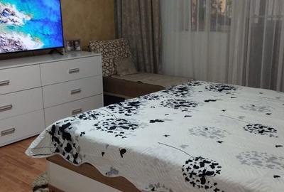 Apartament cu 2 camere semidecomandat în Comuna din Paris - 3