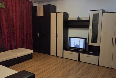 Garsonieră decomandată în 13 Septembrie - 2