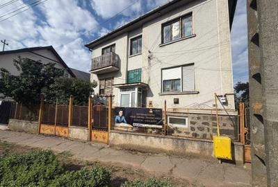 Casă cu 4 camere în Central - 3