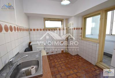 Unirii-Bd. Liberatății |  etaj 5/8 | 67 mp | bloc monolit | vedere Casa Poprului Unirii-Bd. Liberatății |  etaj 5/8 | 67 mp | bloc monolit | vedere Casa Poprului - 15
