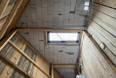 Casă cu Teren 200 Mp în Lumina - 8