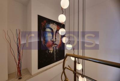 Penthouse cu 3 camere decomandat, mobilat în Unirii - 25