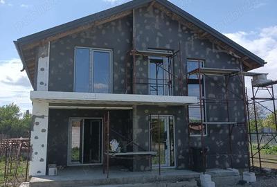 Casă cu 6 camere cu Teren 1200 Mp în Colceag - 9