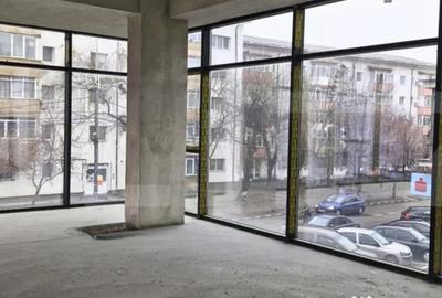 Spațiu comercial, de 150 mp, în Central - 2