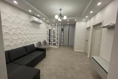 Apartament cu 2 camere decomandat în P-ța Victoriei - 1