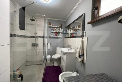 Casă cu 4 camere cu Teren 264 Mp în Central - 1