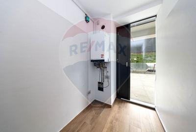 Spațiu comercial, de 78 mp, în Centrul Civic - 12