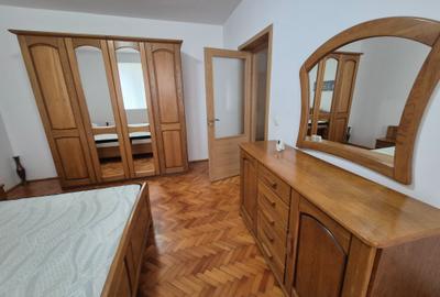 Pe frumoasa stradă Aurel-Popovici la 5 minute de Punctele Cardinale și Medicina - 5