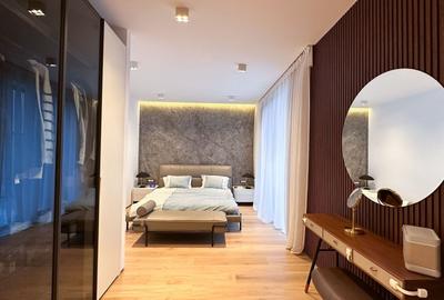 Apartament cu 4 camere decomandat, mobilat în Băneasa