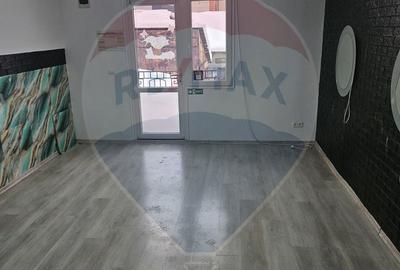 Spațiu comercial, de 22 mp, în Central