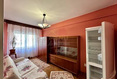Apartament cu 3 camere semidecomandat, mobilat în Central - 4