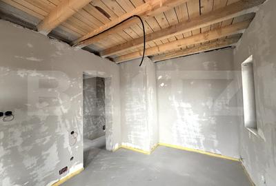 Casă individuală cu 4 camere cu Canalizare în Exterior Est - 12