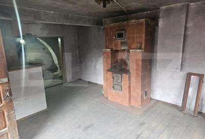 Casă cu 3 camere cu Teren 300 Mp în Mihoești - 8