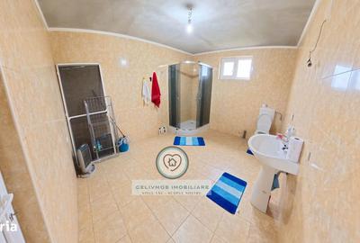 Casă cu 9 camere cu Teren 1000 Mp în Târgșoru Vechi - 10