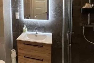 Apartament cu 2 camere decomandat în Muncii