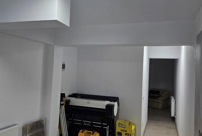 Spațiu comercial, de 69 mp, în Central - 6