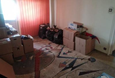 Apartament de 3 camere de vânzare - 1