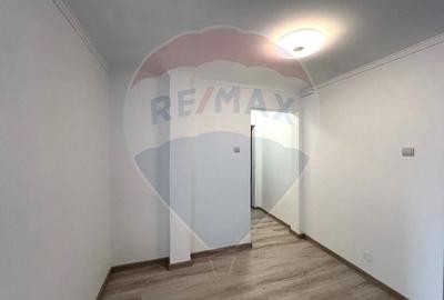 Apartament cu 3 camere de vânzare strada BICAZ zona URA - 7