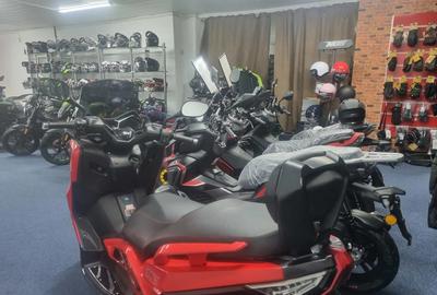 Inchiriez spatii de 180 mp,100mp - 4