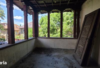 Casă cu 6 camere cu Canalizare în Domenii - 13