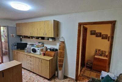 Apartament cu 2 camere decomandat în Lipovei - 6