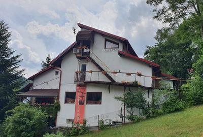 OCAZIE UNICĂ: Casă & grădină /cel mai bun loc din Sinaia! Rezidență sau Business OCAZIE UNICĂ: Casă & grădină /cel mai bun loc din Sinaia! Rezidență sau Business - 3