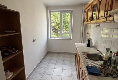 Spațiu comercial, de 45 mp, în Central - 6