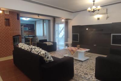 Apartament cu 3 camere semidecomandat în Sud - 2