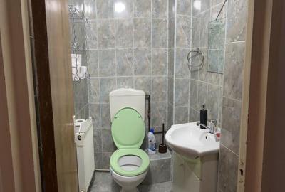 Apartament cu 3 camere semidecomandat în Central - 4
