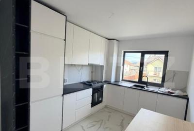 Apartament cu 4 camere decomandat în Tărlungeni