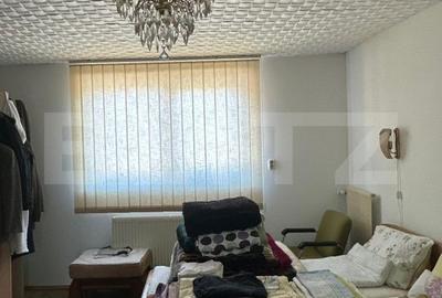 Casă cu 5 camere cu Teren 3000 Mp în Homorod - 2