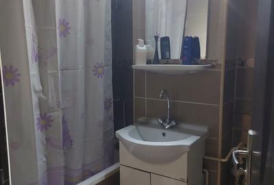 Apartament cu 2 camere decomandat în Central - 4