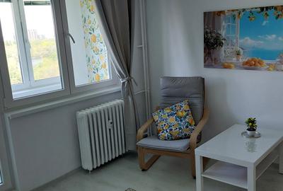 Apartament cu 2 camere decomandat în Titan - 1