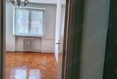 Apartament cu 3 camere decomandat în Central - 2