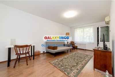 Apartament cu 3 camere decomandat, mobilat în Basarabia - 1