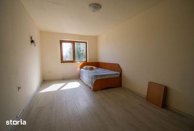 Casă cu 4 camere cu Teren 1000 Mp în Mitreni - 11