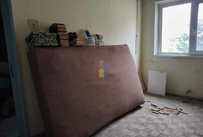 Apartament cu 2 camere semidecomandat în Viziru 1 - 2