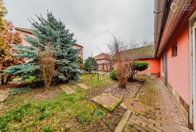 Casă individuală cu 5 camere cu Canalizare în Central - 38