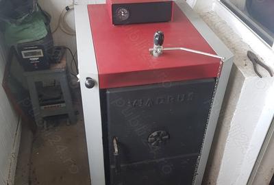 Apartament cu 3 camere decomandat în Orșova - 2