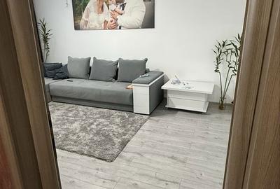 Apartament cu 2 camere decomandat în Exterior Vest