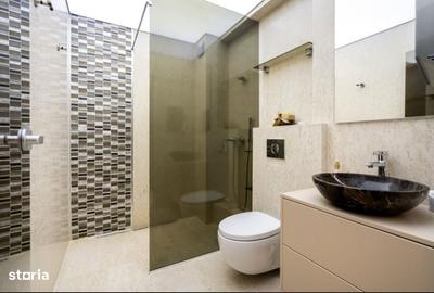 Casă cu 5 camere cu Teren 250 Mp în Tei - 15