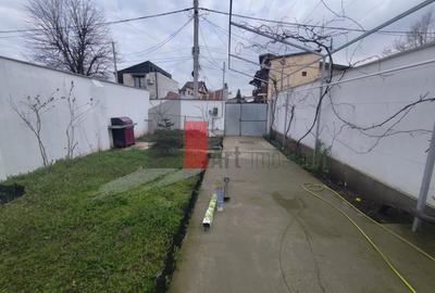 Casă individuală cu 3 camere cu Canalizare în Giulești - 2