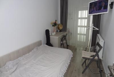 Apartament cu 2 camere decomandat în ICIL - 11