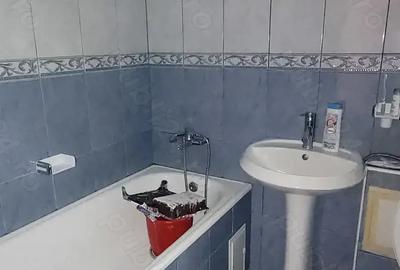 Apartament cu 3 camere semidecomandat în Giurgiului - 2