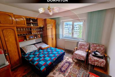 Apartament cu 3 camere decomandat, mobilat în Central