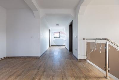 Casă cu 5 camere cu Teren 1000 Mp în Nicolae Bălcescu - 16