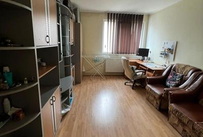 Apartament cu 2 camere in zona Piata Unirii