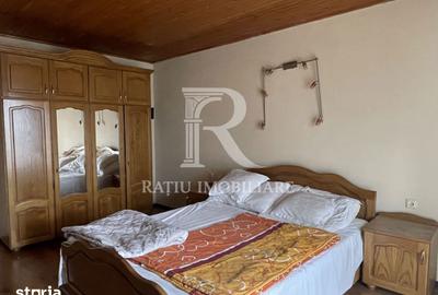 Casă cu 6 camere cu Teren 1259 Mp în Podgoria - 2