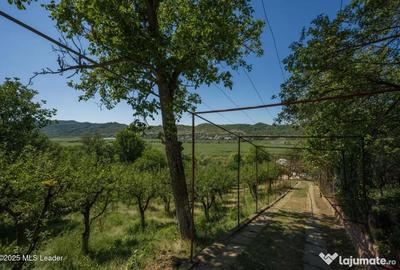 Casă cu 7 camere cu Canalizare în Central - 3